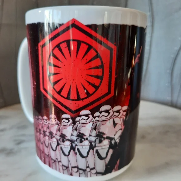 Star Wars Coffee Mug Kylo Ren The Force Awakens Black Red White 15oz - Picture 3 of 8